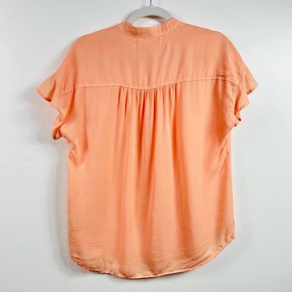 Cloth & Stone Anthropologie Peach Flutter Sleeve Button Front Blouse Size Small - Picture 2 of 6